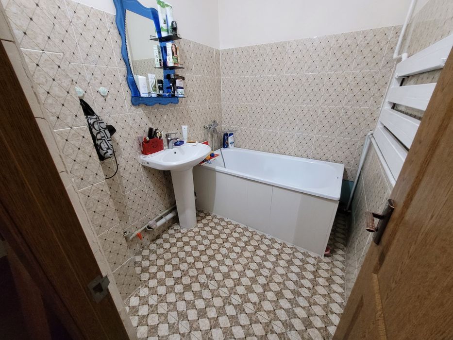 Продаётся 2х комнатная квартира