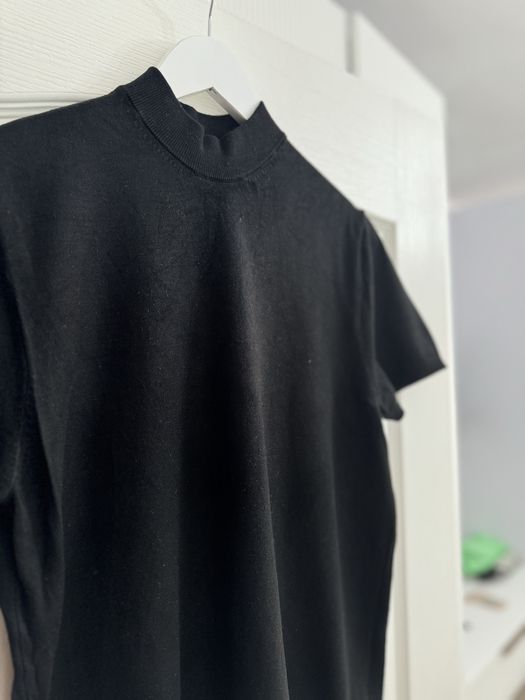 Tricou negru tip basic, mărimea L – material moale și confortabil