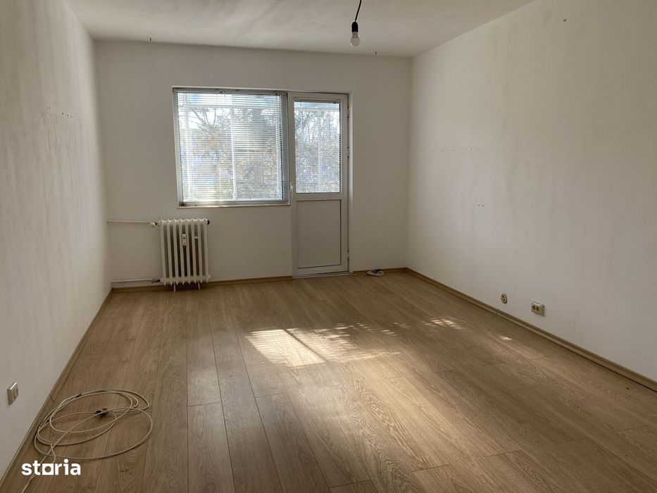 Agentia imobiliara VIGAFON vinde apartament 3 camere Nord-Cameliei