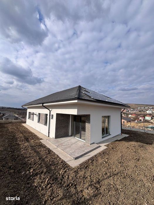 Casa individuala, 170 mp, finisata, pe un singur nivel, 300 mp curte,