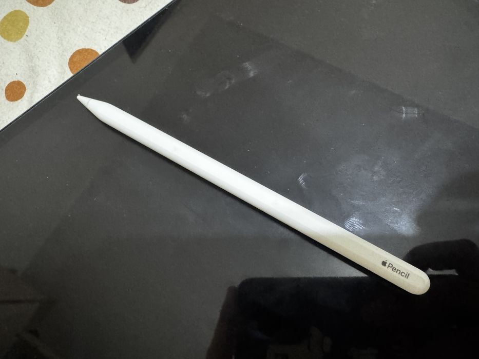 iPad Pro 4TH Gen 12.9” - 256GB + Apple Pen Nou