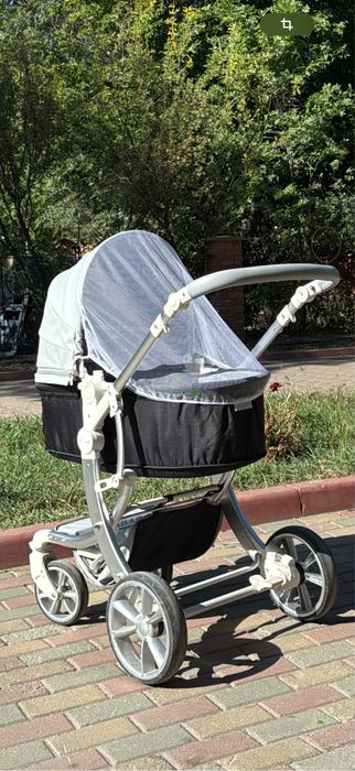 Продам  коляску от фирмы Teknum