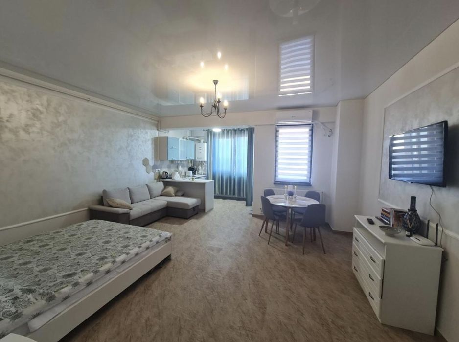 Studio Stefan Building, 41 mp³ utili