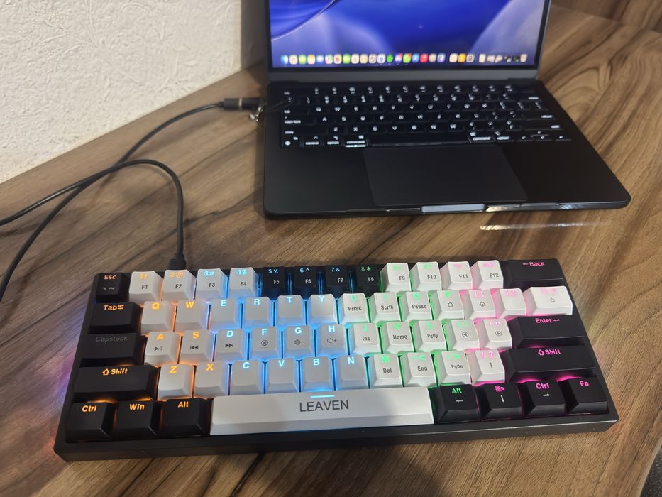 Продам клаву механическую