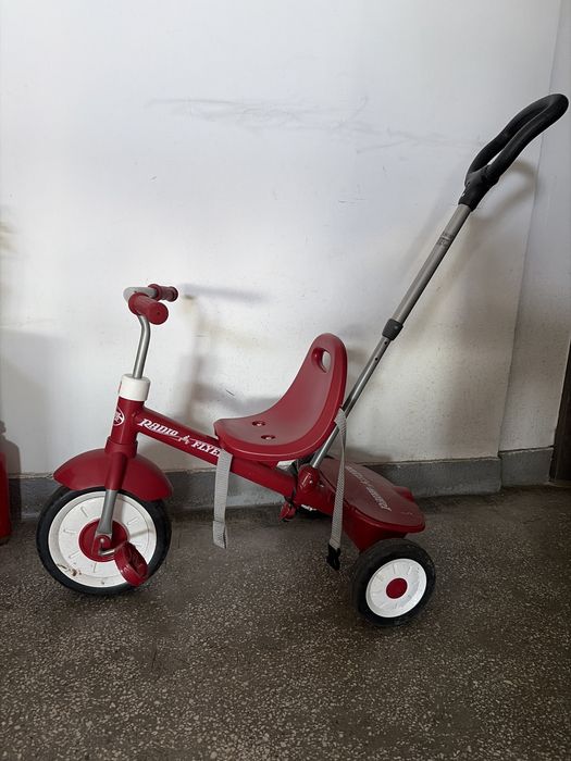 Tricicleta Radio Flyer