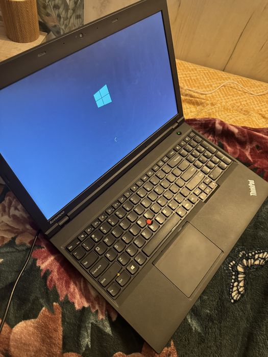 Laptop lenovo 16RAM