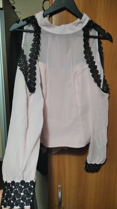 Bluză  și fustă elegante-o singura purtare
