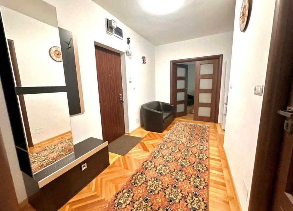 De închiriat apartament 2 camere Rogerius