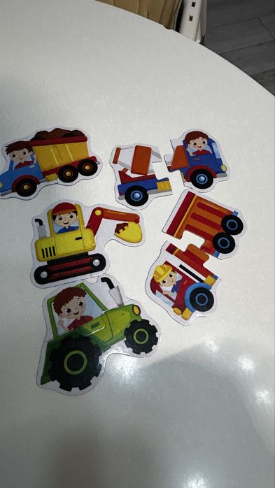 Продам пазлы для малышей