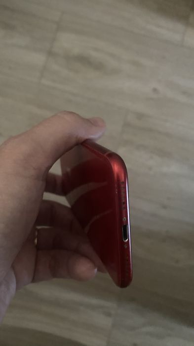 Vand iPhone 8 - 64 GB
