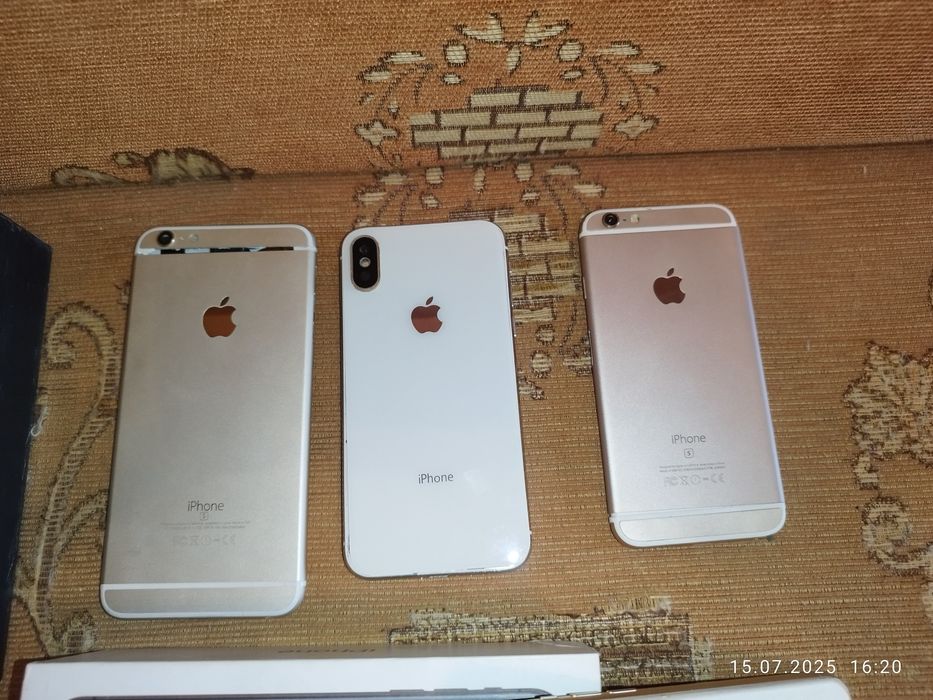 Мобильные на запчасти