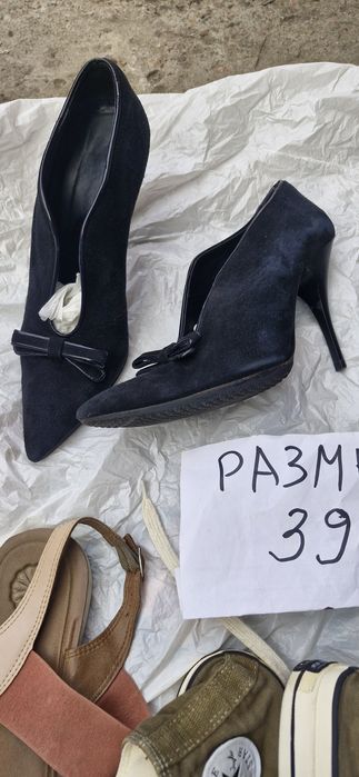Продам женскую обувь