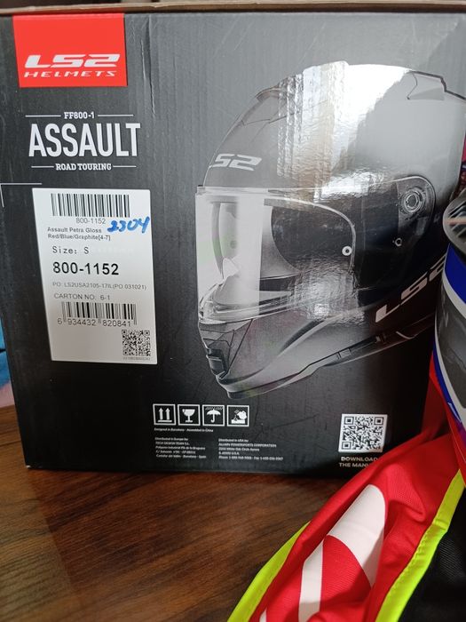 Мото шлем от бренда LS 2 assault