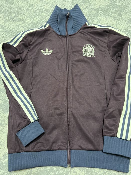 Продаю олемпийку adidas