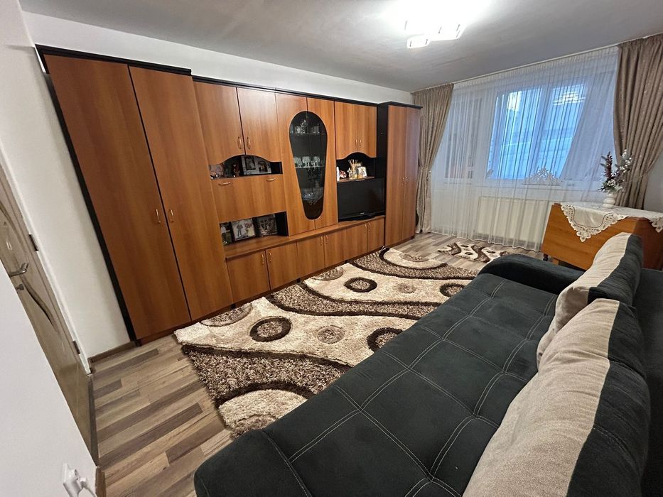 Vând apartament în Aghiresu fabrici