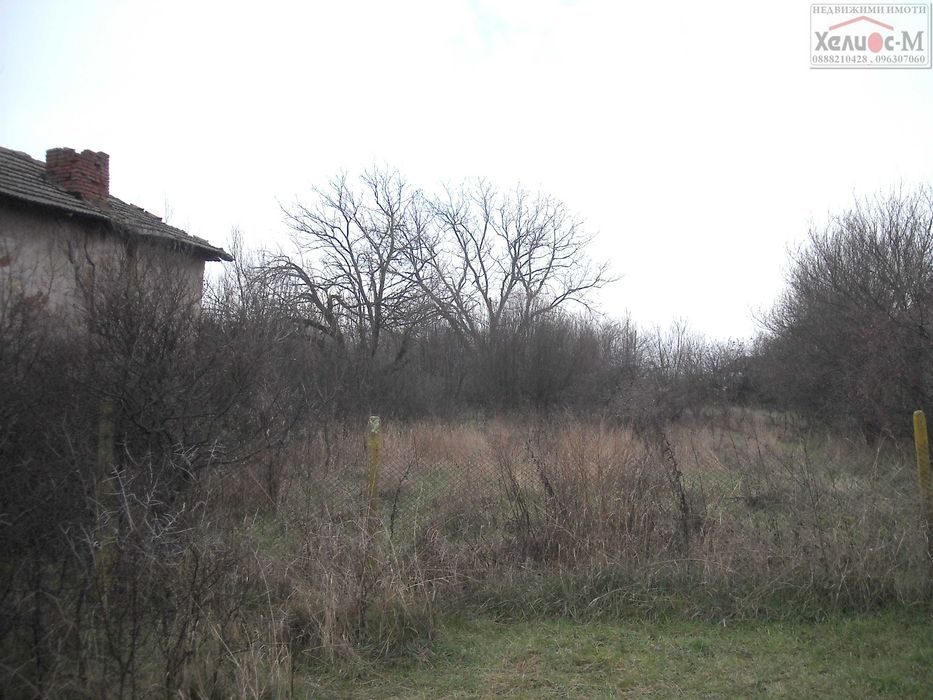 Продава се Парцел в Монтана, Промишлена зона - 1470 кв.м за 6 €/кв.м - Снимка #1