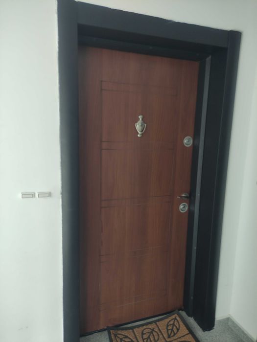 Продава се Едностаен апартамент в Бургас, Изгрев - 42 кв.м за 1881 €/кв.м - Снимка #1