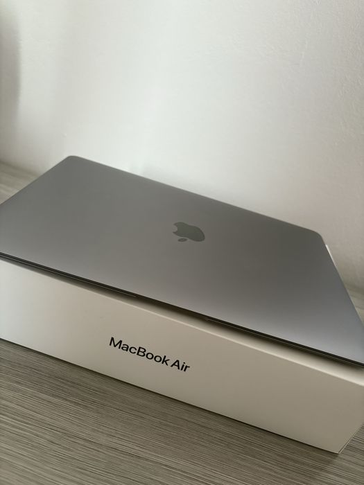 Macbook Air M1 - 89% baterie