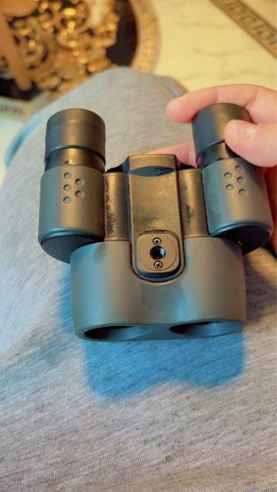 Binoclu pentax ca nou