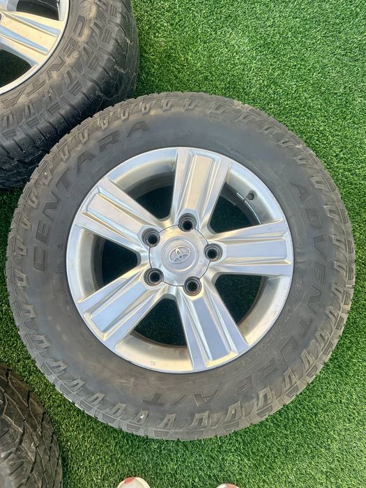Колеса в сборе R18 5x150 Тойота