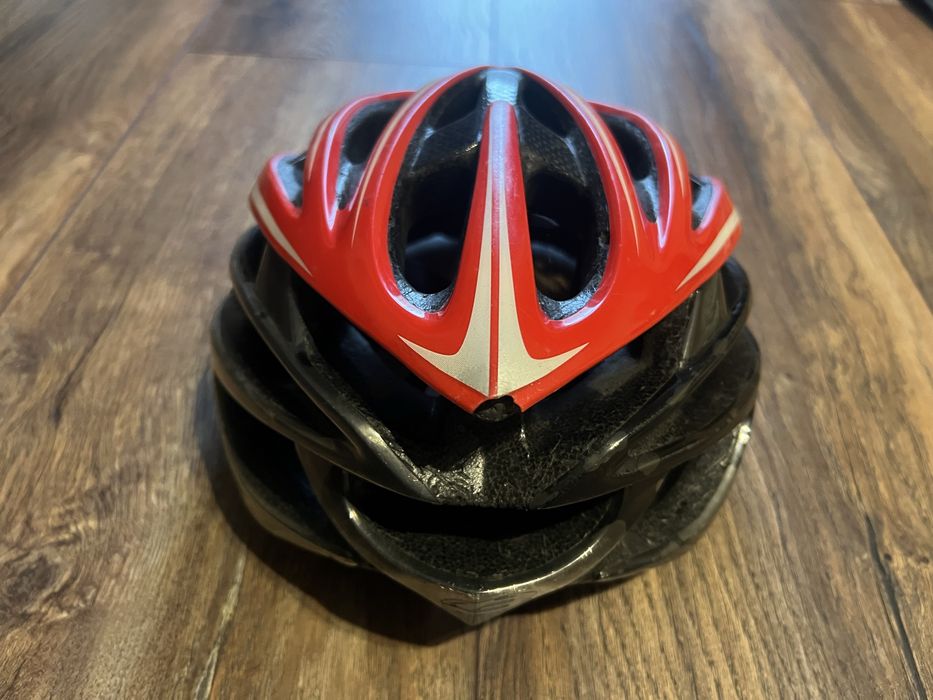 Каска за колоездене Briko