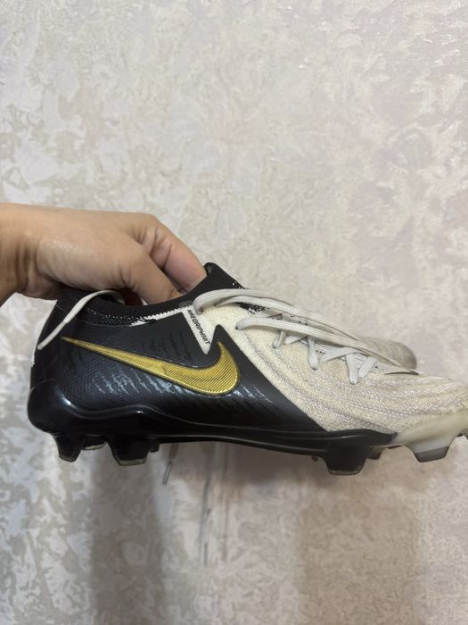 Продам бутсы 37 р 23 см