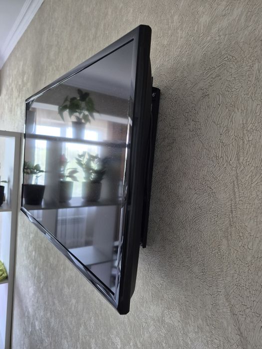 Телевизор  Samsung