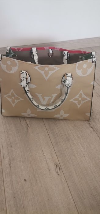 Дамска чанта Louis Vuitton
