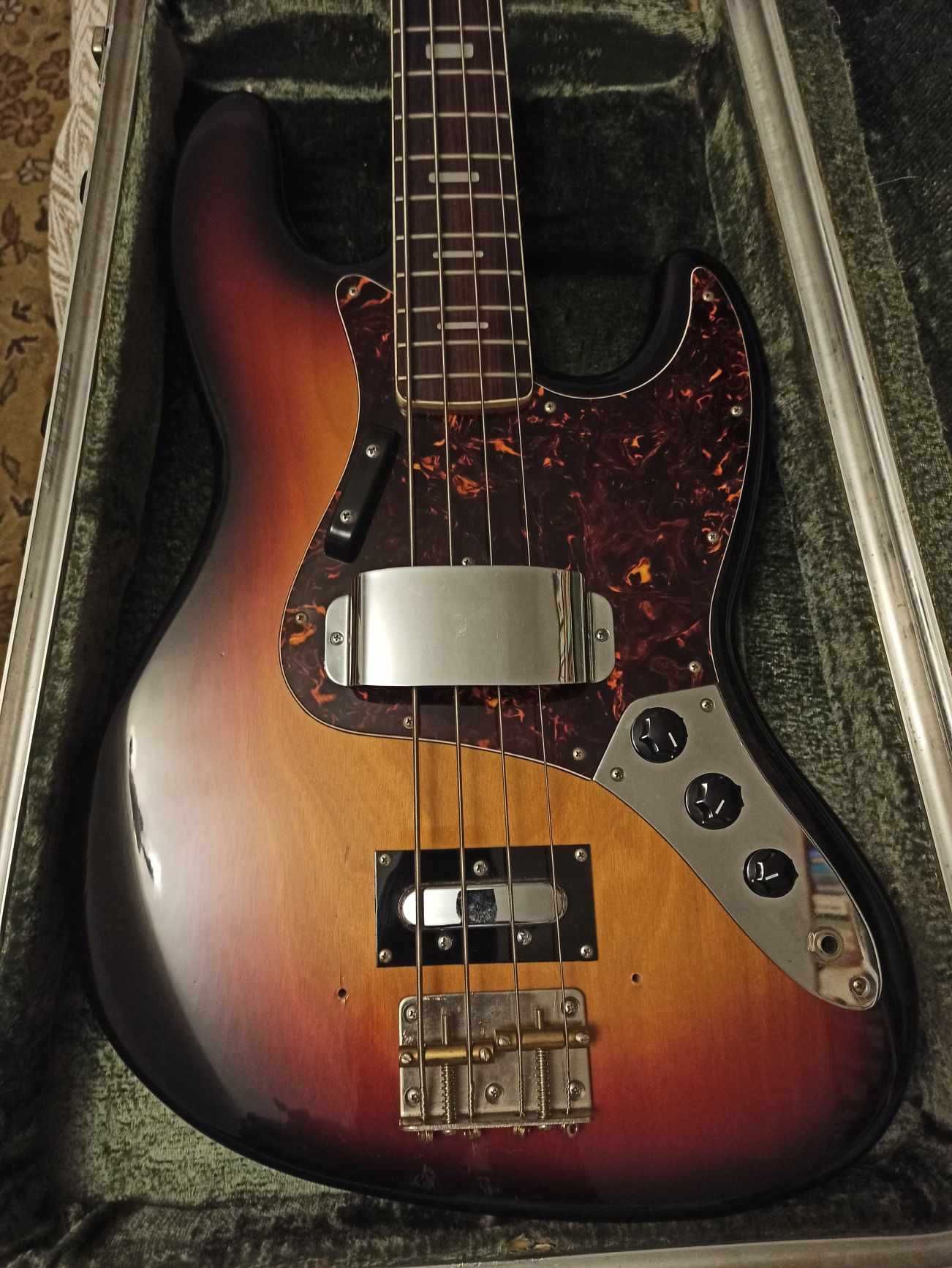 Luxor deals jazz bass