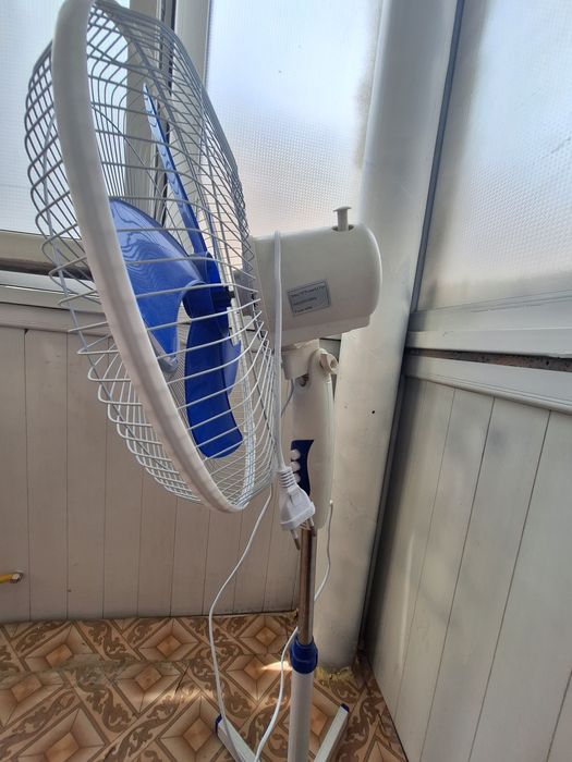 Вентилятор для комнаты