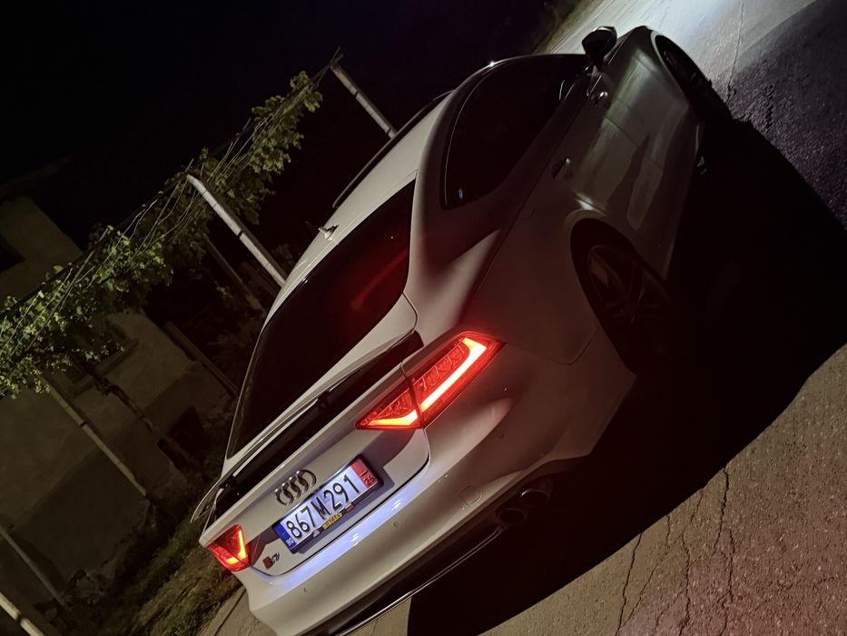 Audi S7 2015г. 450кс V8