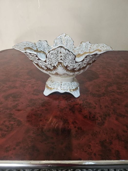 Meva soladigan idishlar