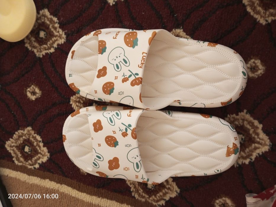 Yozgi yumshoq tapochka