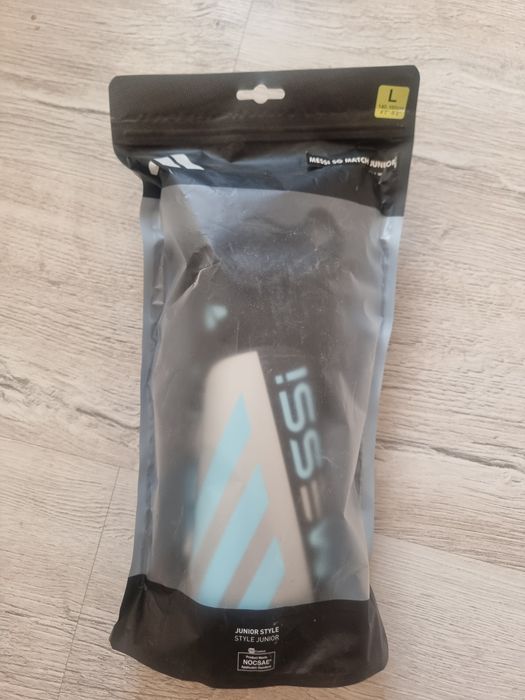 Футболни кори Adidas