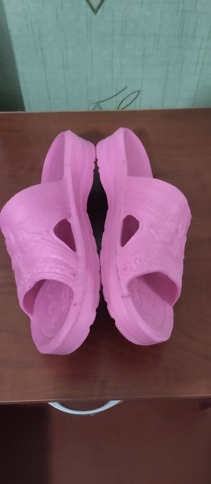 Шлепки Женские - гелевые новые.