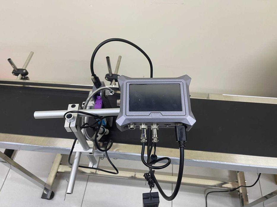 Konveyerli Inkjet Sana, QR kod, Bar kod, Logo bosish uskunasi