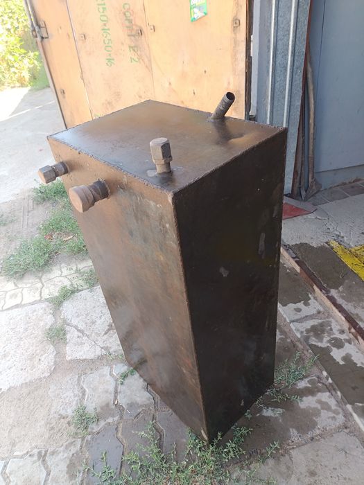 Продам банк металлический