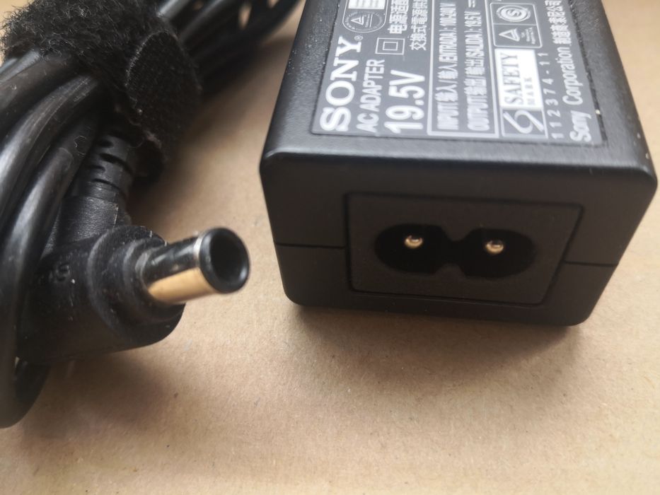 AC Adaptor Laptop Sony Vaio
