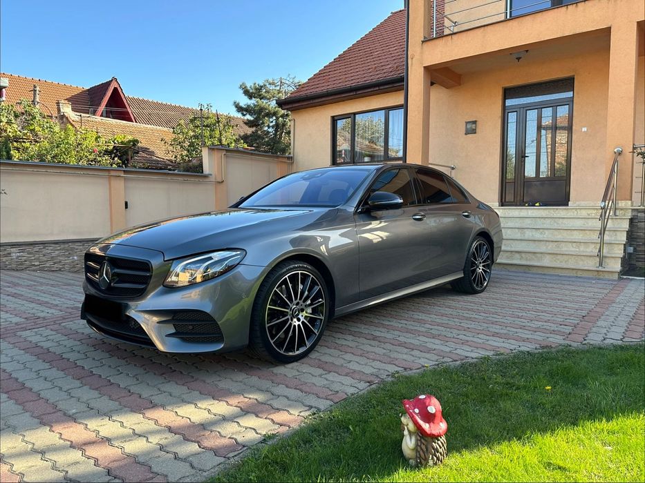 Mercedes-Benz E Mercedes-Benz E 350 d AMG Styling | 258 CP | Head-Up | Soft Close