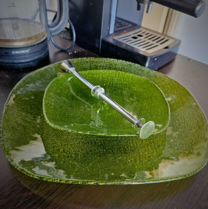 Поднос за сладкиши и плодове на 2 нива