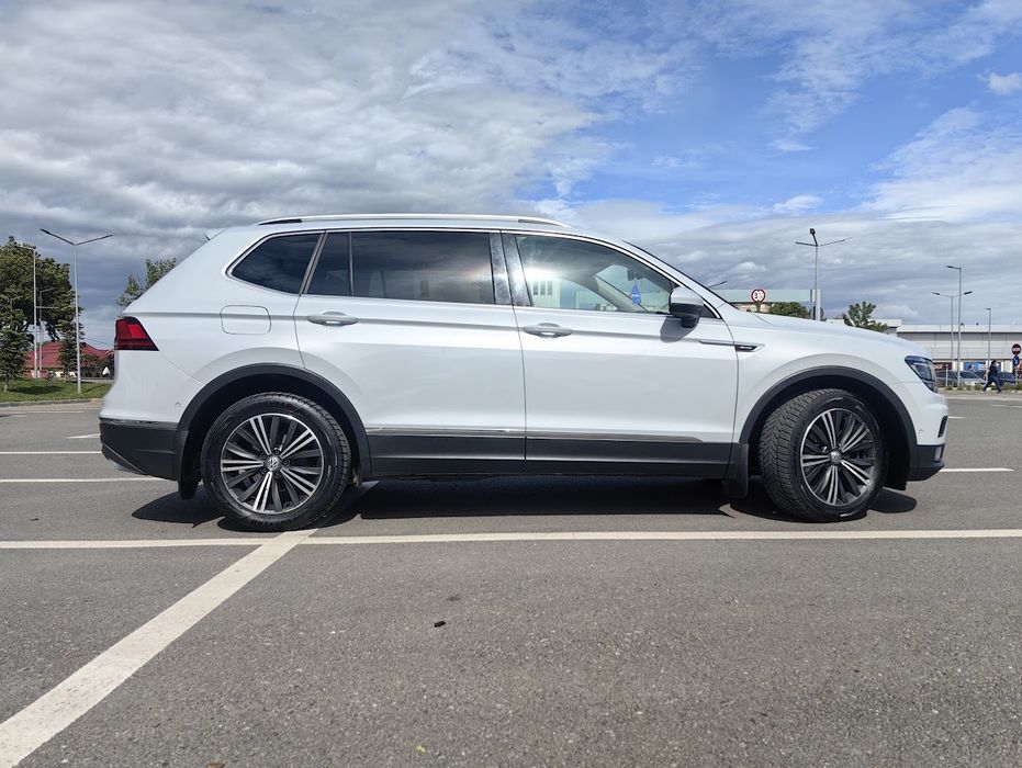 Tiguan Allspace | 4Motion DSG | 7 locuri | Webasto | Masaj