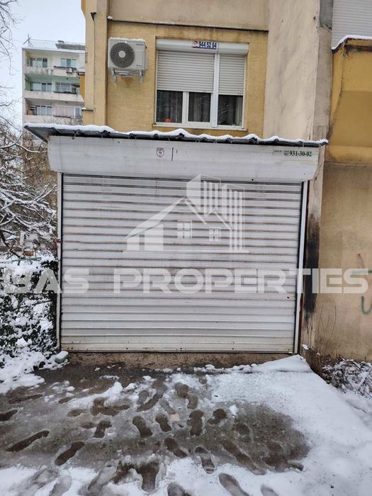 Продава се Многостаен апартамент в София, Банишора - 105 кв.м за 1564 €/кв.м - Снимка #12