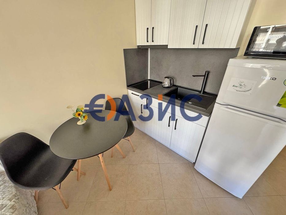Продава се Едностаен апартамент в к.к. Слънчев бряг - 36 кв.м за 1132 €/кв.м - Снимка #5