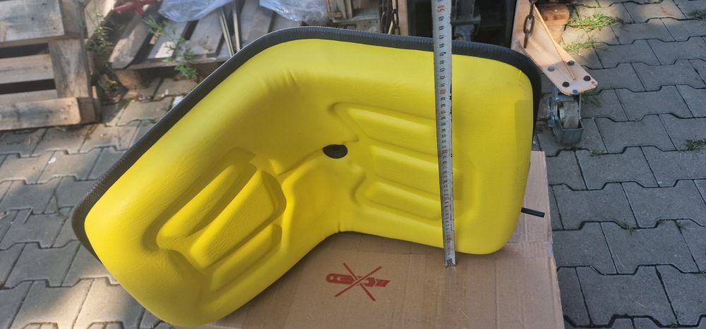 Scaun macara încărcător frontal manitou damper utilaje pret 550 lei cu