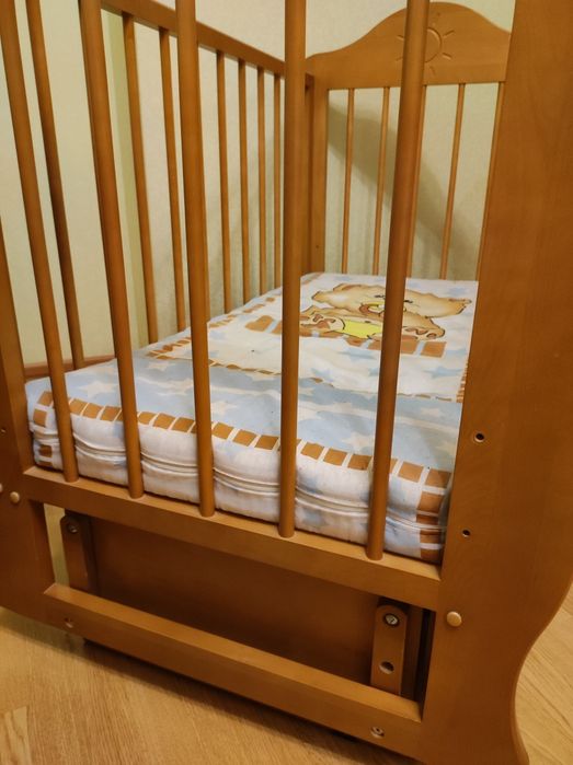 Детская кровать б/у