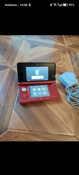 Nintendo 3DS rosu