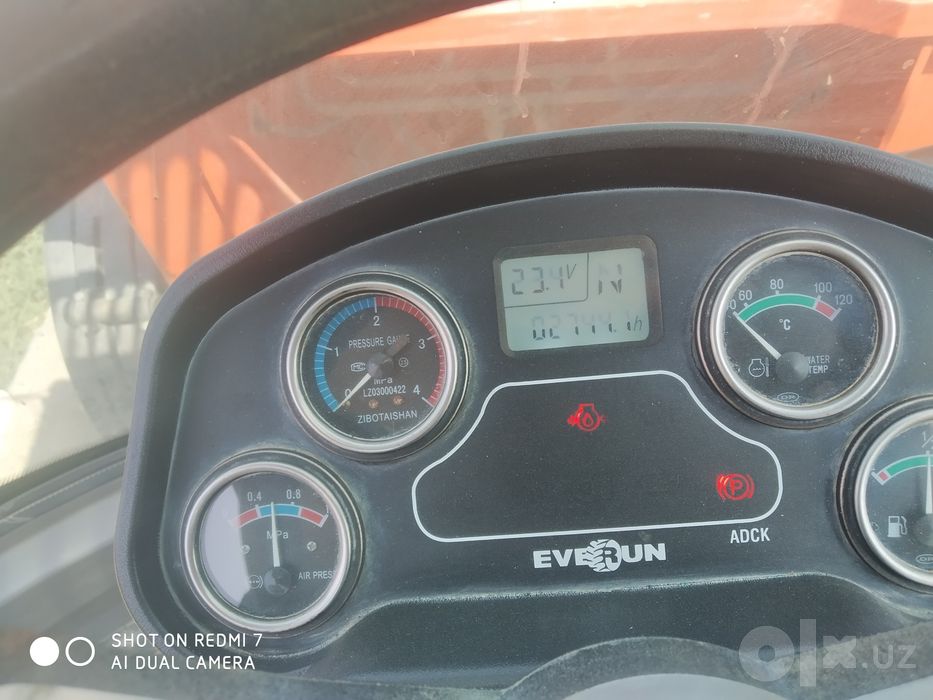 PAGRUZCHIK 1.8 kubli2021yil  sotikadi tireding xizmatiam bor