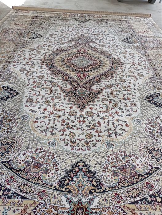 Ковер SAG Carpets 4.5×7 в отличном состоянии*