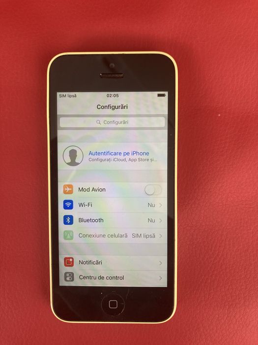 Iphon 5c 8gb baterie 94% display mort