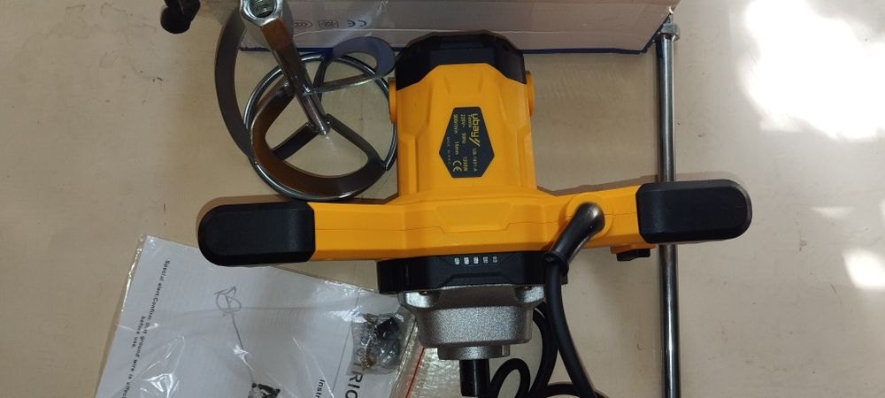 Миксер строительный DeWalt PRO